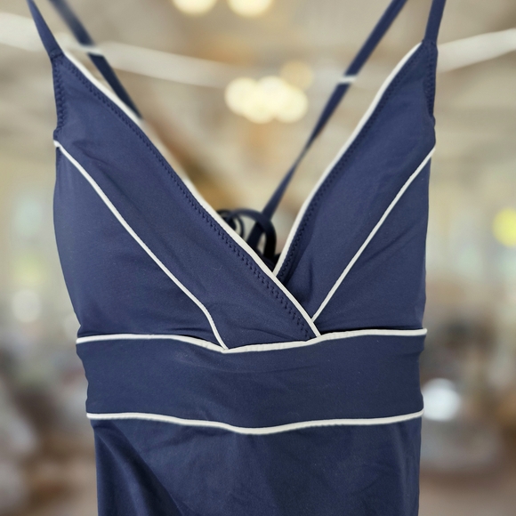 Vineyard Vines Blue Swim Swimsuit One Piece Beach Vacation Cruise Summer Small - Picture 3 of 5